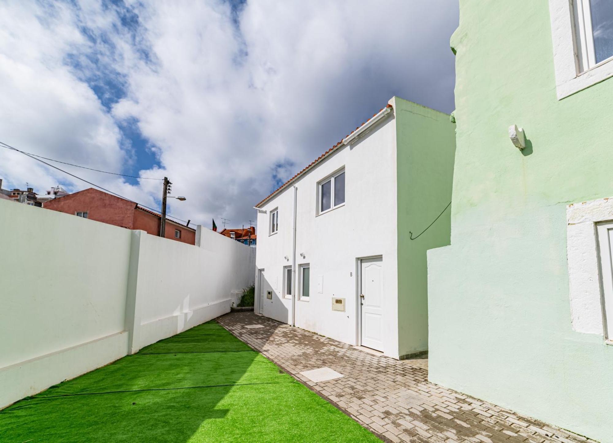 Ajuda Charm Apartment With Garden Лиссабон Экстерьер фото