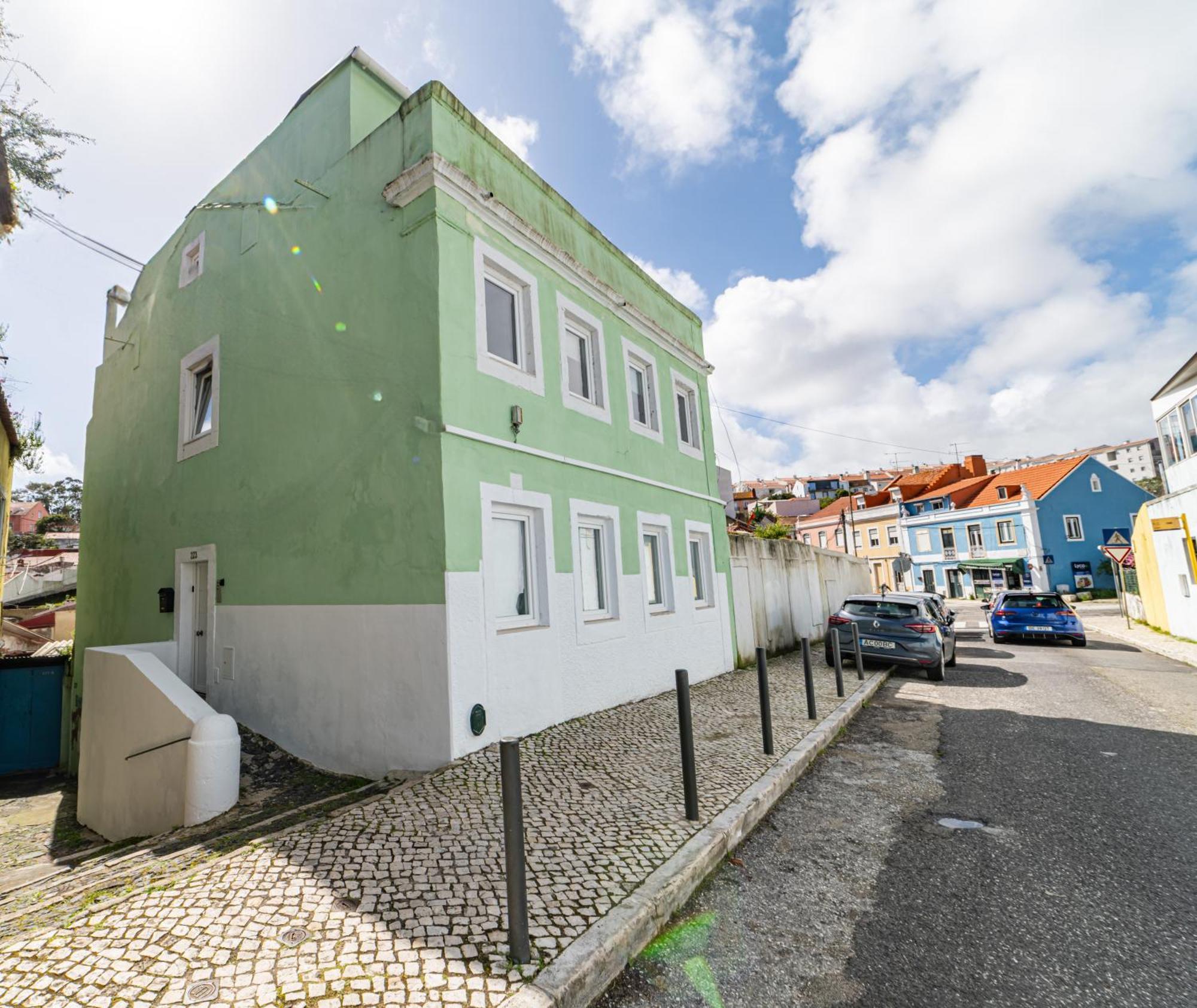 Ajuda Charm Apartment With Garden Лиссабон Экстерьер фото